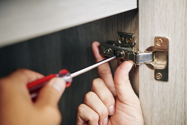 Cabinet Hinge Installation in San Antonio