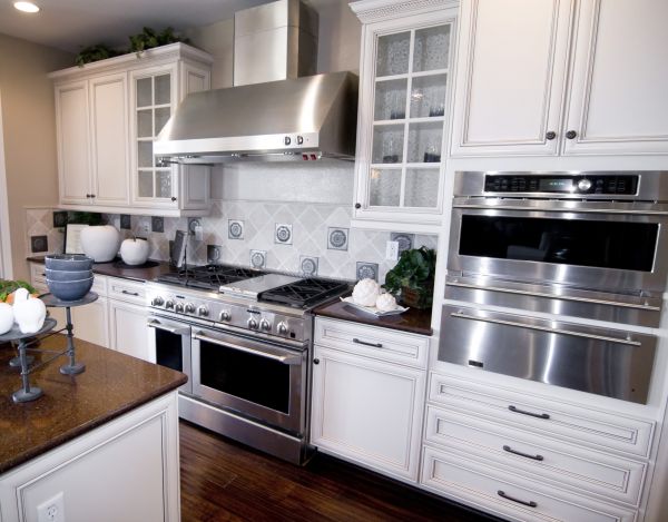 Custom Cabinet Building in San Antonio